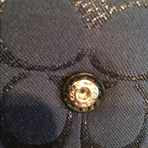 Coach Wallet - Picture 7 of 8